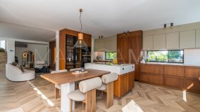 Villa for sale in Los Naranjos Hill Club, Nueva Andalucia
