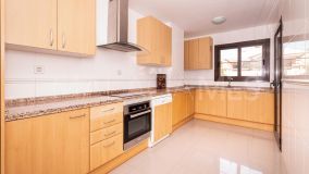 Wohnung zu verkaufen in Hacienda del Sol, Estepona Ost