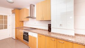 Wohnung zu verkaufen in Hacienda del Sol, Estepona Ost