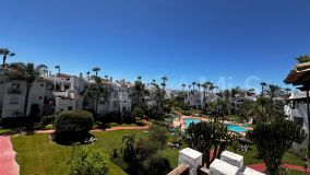 Penthouse for sale in Costalita, Estepona East