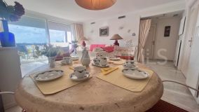 Ático en venta en Las Jacarandas, Estepona Este