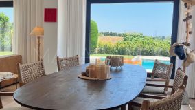 Villa en venta en El Velerin, Estepona Este