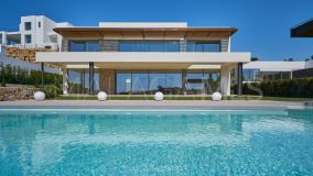 Villa for sale in Benahavis