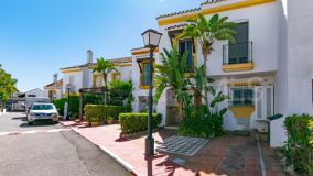 Reihenhaus zu verkaufen in Estepona Ost