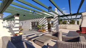 Penthouse for sale in Lorcrimar, Nueva Andalucia