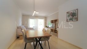 Apartamento en venta en Elviria, Marbella Este