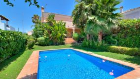 Villa zu verkaufen in San Pedro de Alcantara