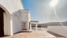 Villa for sale in Valle Romano, Estepona West