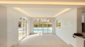 Villa for sale in Hacienda Guadalupe, Manilva