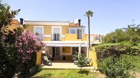Reihenhaus zu verkaufen in La Duquesa Golf, Manilva