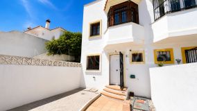 Maison de Ville for sale in Puerto La Duquesa, Manilva