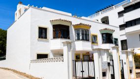 Maison de Ville for sale in Puerto La Duquesa, Manilva