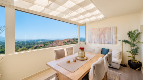 Duplex Penthouse for sale in La Mairena, Marbella East
