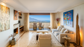 Duplex Penthouse for sale in La Mairena, Marbella East