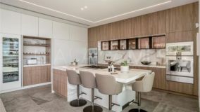 Villa for sale in El Herrojo, Benahavis