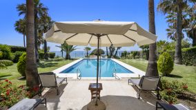 Villa zu verkaufen in El Paraiso Playa, Estepona Ost
