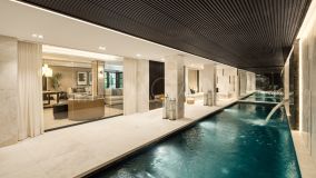 Villa for sale in Las Brisas, Nueva Andalucia