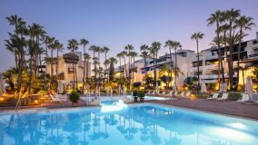 Apartment for sale in Marina Puente Romano, Marbella Golden Mile