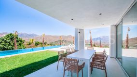 Villa for sale in La Mairena, Marbella Est