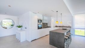 Villa for sale in La Mairena, Marbella Est