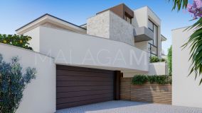 Villa for sale in La Quinta Golf, Benahavis