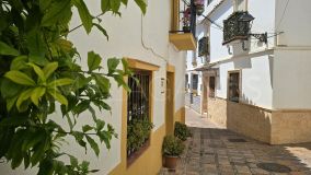 Building for sale in Marbella