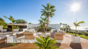 Villa for sale in Altos de Estepona