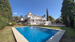 Casa en venta en Valdeolletas, Marbella Ciudad