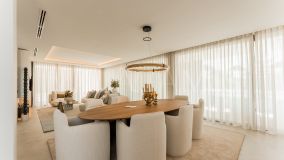 Villa en venta en Nagüeles, Marbella Golden Mile
