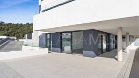 Markplanslägenhet for sale in Los Altos de los Monteros, Marbella Öst