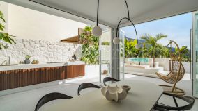 Town House for sale in Aloha, Nueva Andalucia