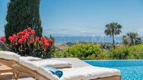 Villa for sale in Elviria, Marbella East