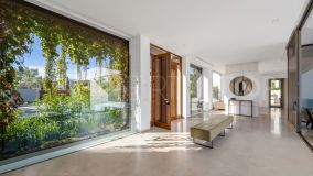 6 bedrooms villa in Benahavis for sale