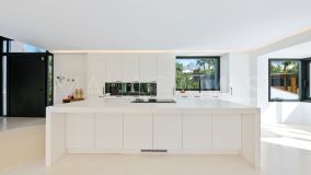Villa zu verkaufen in Nueva Andalucia, Marbella