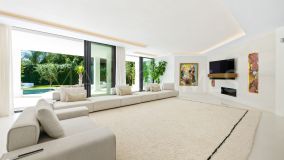 Villa zu verkaufen in Nueva Andalucia, Marbella
