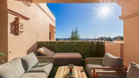 Apartamento en venta en Nueva Andalucia, Marbella