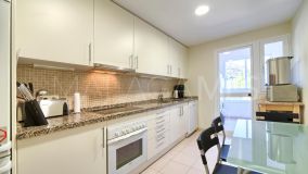 Apartamento en venta en Altos de La Quinta, Benahavis
