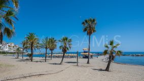 Lägenhet for sale in Playas del Duque, Marbella - Puerto Banus