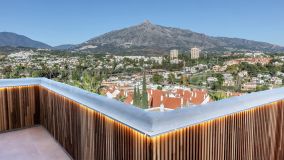 Apartamento en venta en Nueva Andalucia, Marbella