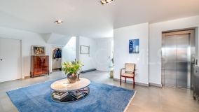 Villa for sale in La Mairena, Marbella Est