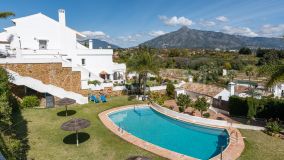 Radhus for sale in Los Toreros, Nueva Andalucia