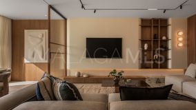 Town House for sale in Altos de Aloha, Nueva Andalucia