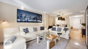 Apartamento en venta en Gazules del Sol, Benahavis