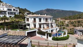 Villa for sale in Benahavis Hills Country Club