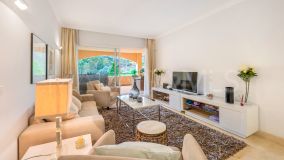 Apartment for sale in Elviria, Marbella East