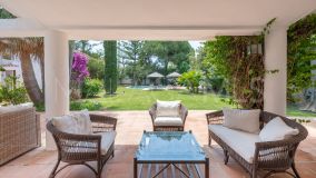 Villa for sale in San Pedro Playa, San Pedro de Alcantara