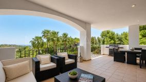 Lägenhet for sale in Altos de La Quinta, Benahavis