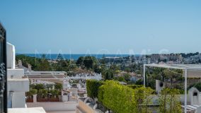 Reihenhaus zu verkaufen in Aloha Pueblo, Nueva Andalucia