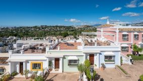 Maison de Ville for sale in Aloha Pueblo, Nueva Andalucia