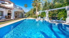 Villa for sale in Nueva Andalucia, Marbella